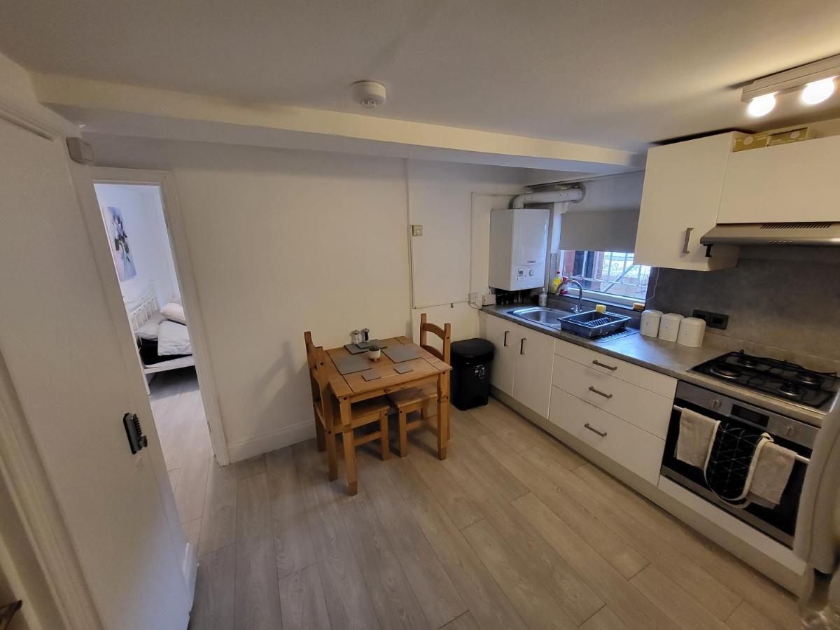 Cosy Apartment By Clapham South Underground! London Exteriör bild