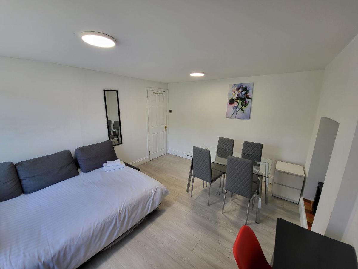 Cosy Apartment By Clapham South Underground! London Exteriör bild