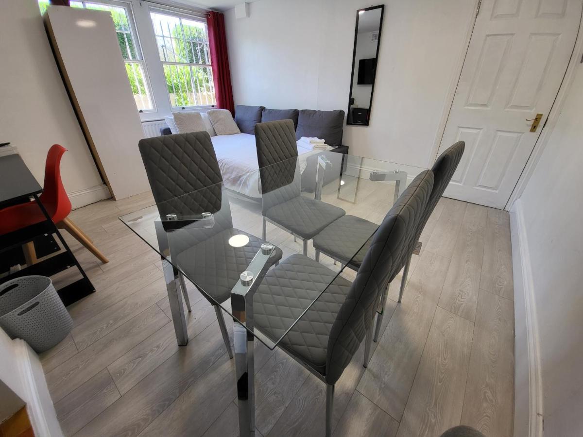 Cosy Apartment By Clapham South Underground! London Exteriör bild